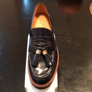 Stuart Weitzman Manilla Loafer